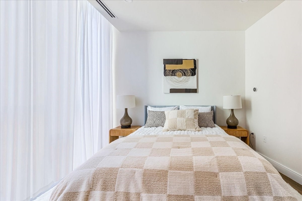 30 Union Park St # 404