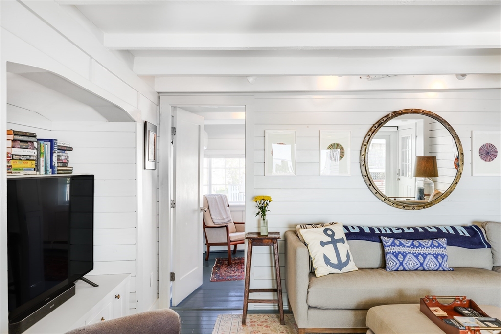 77 Commercial St # 1