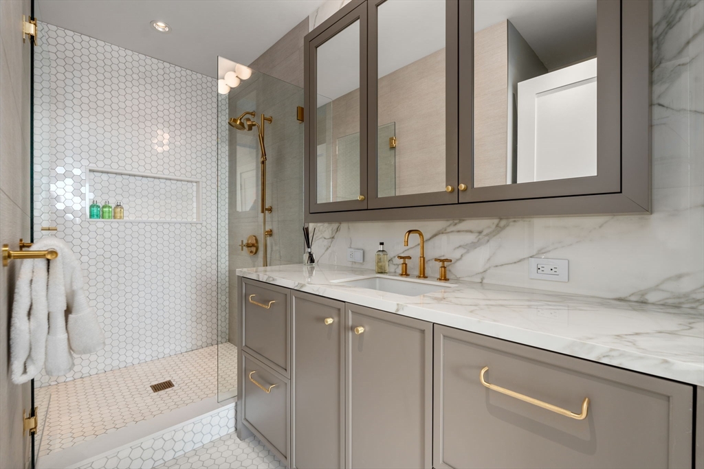 30 Union Park St # 503