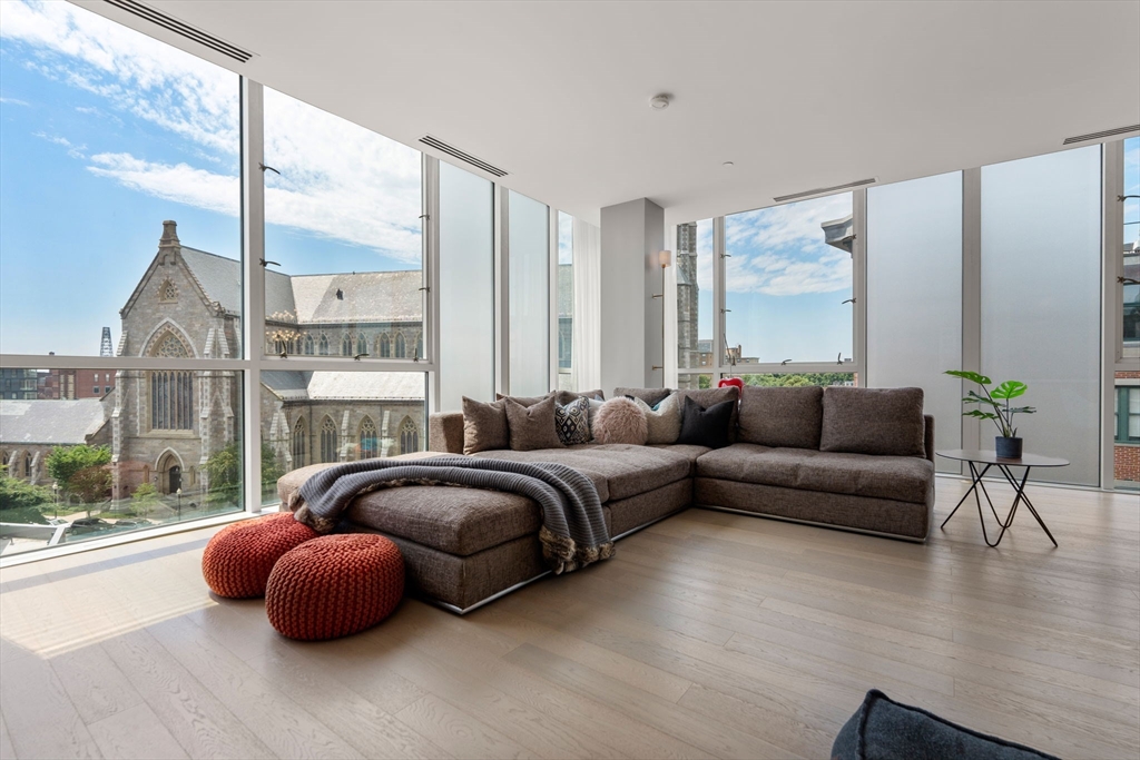 30 Union Park St # 503