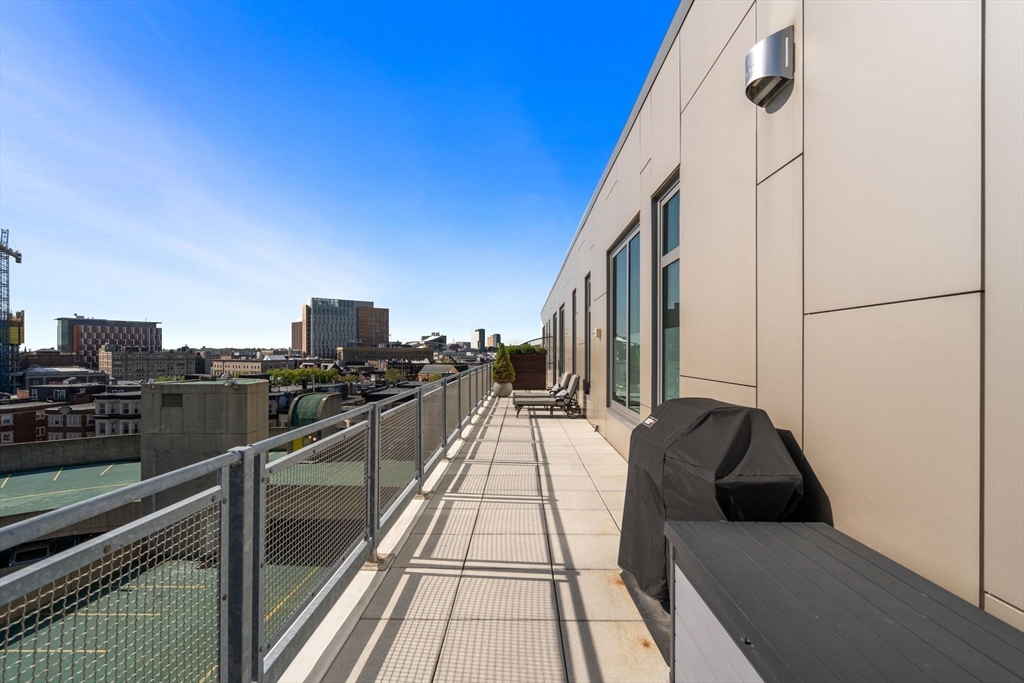 43 Westland Ave Unit: PH3