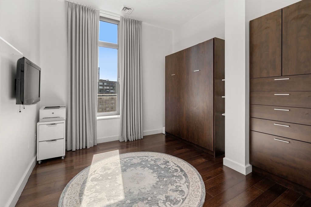 43 Westland Ave Unit: PH3