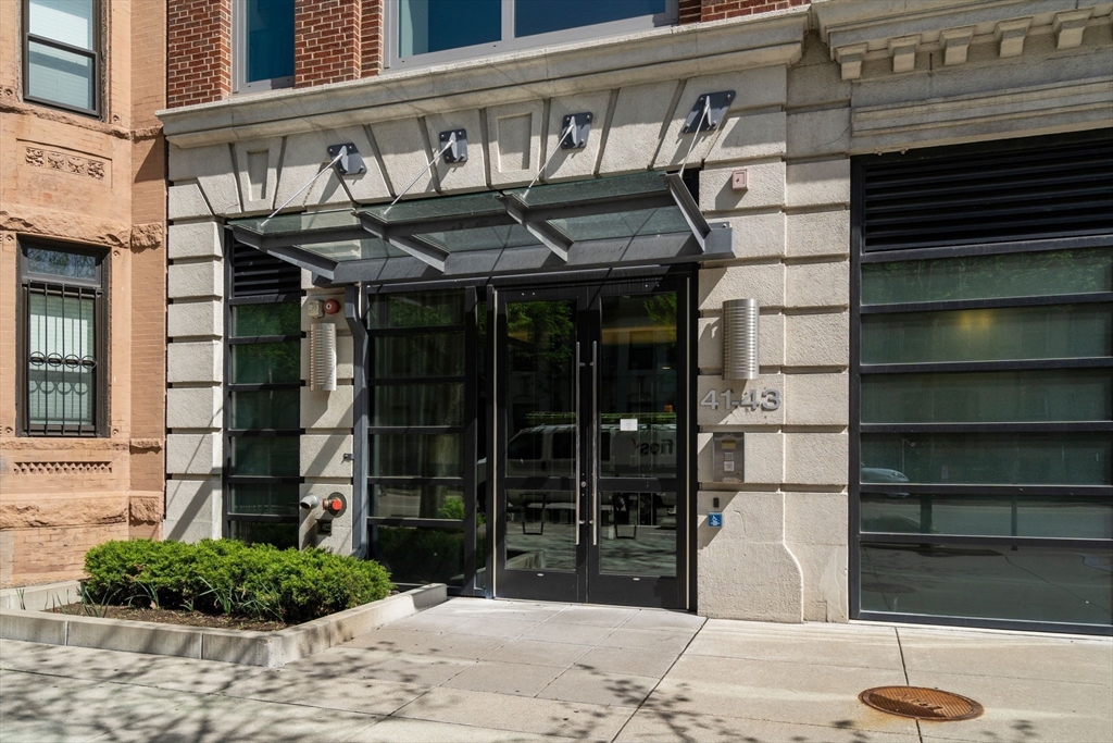 43 Westland Ave Unit: PH3