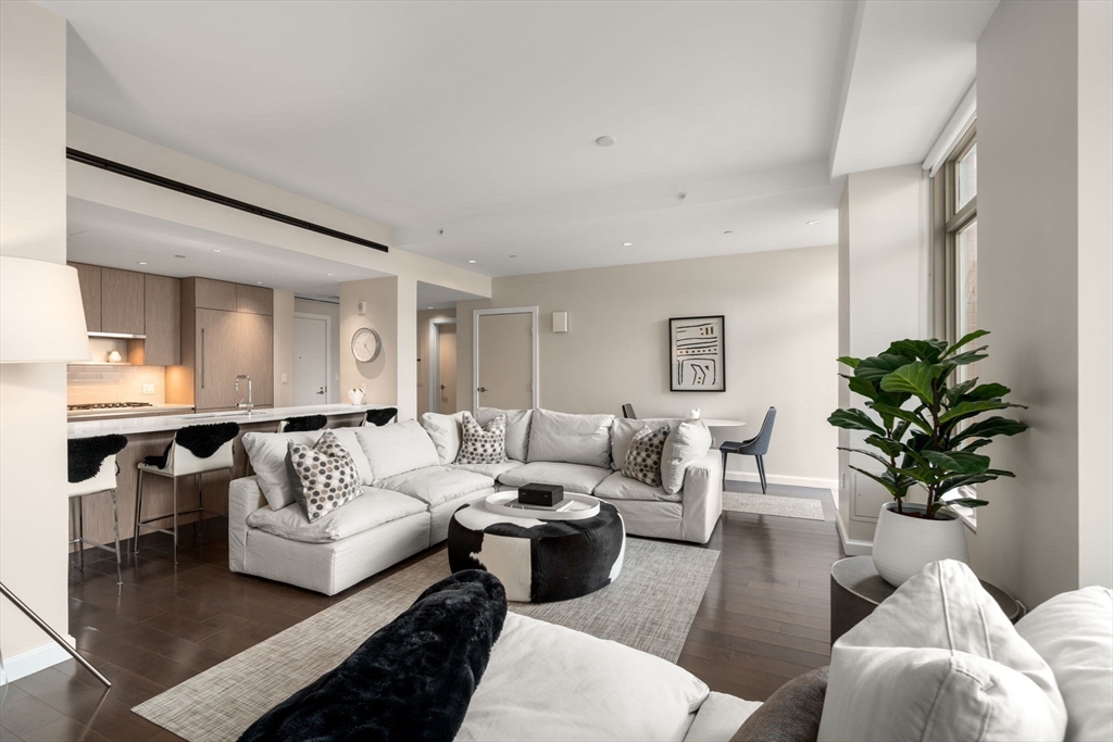 43 Westland Ave # U512