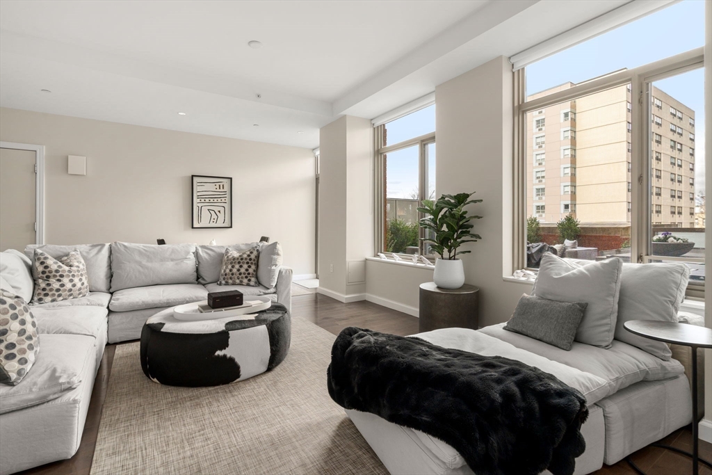 43 Westland Ave # U512