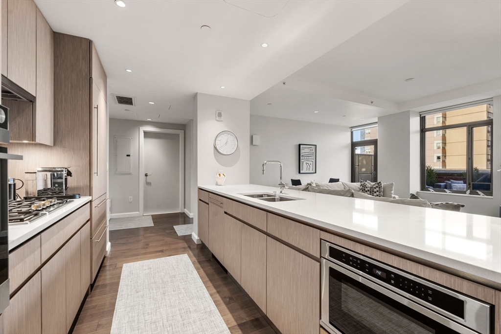 43 Westland Ave # U512