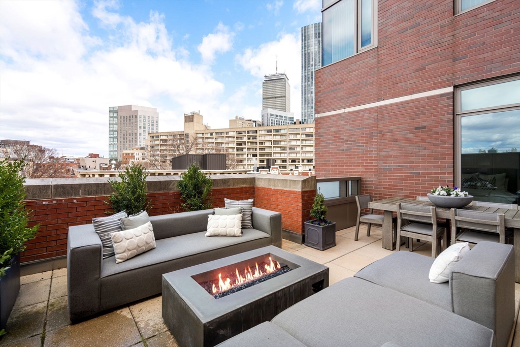 43 Westland Ave # U512