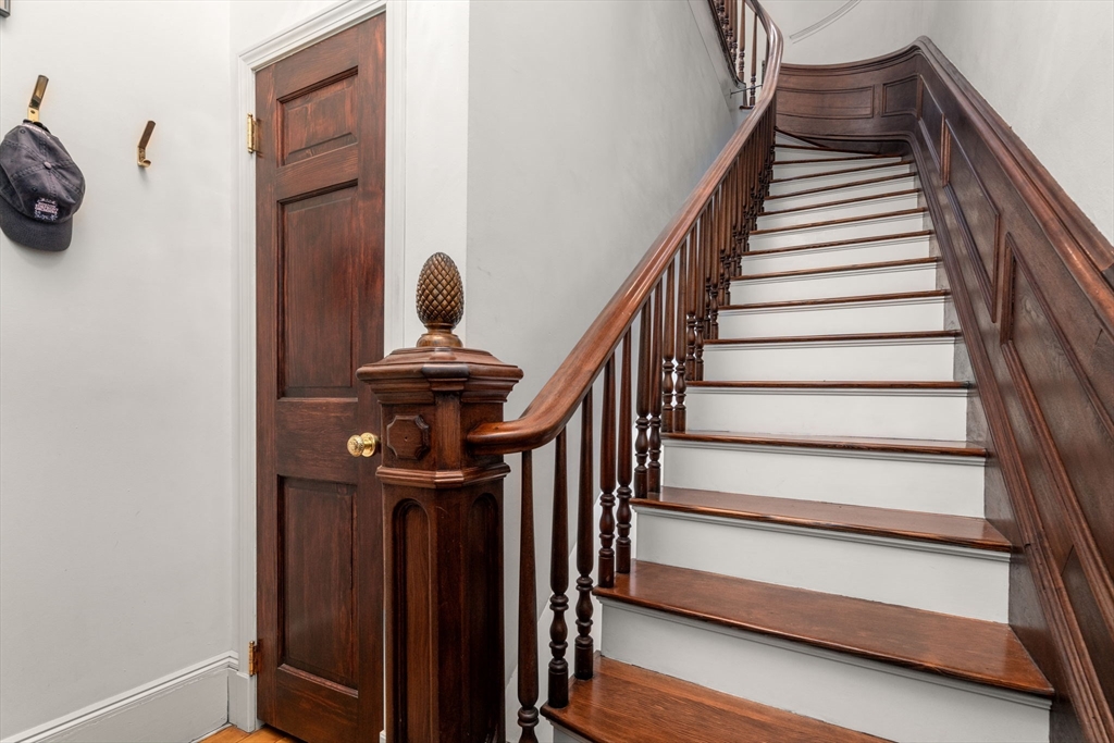 24 Greenwich Park PH Unit: 2 & PH