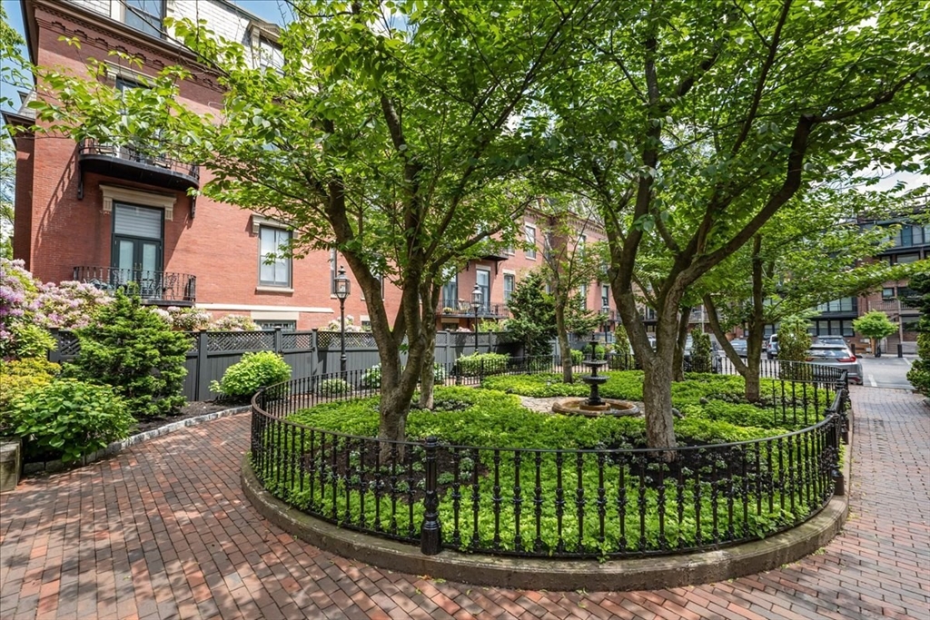 130 Appleton St # 4E