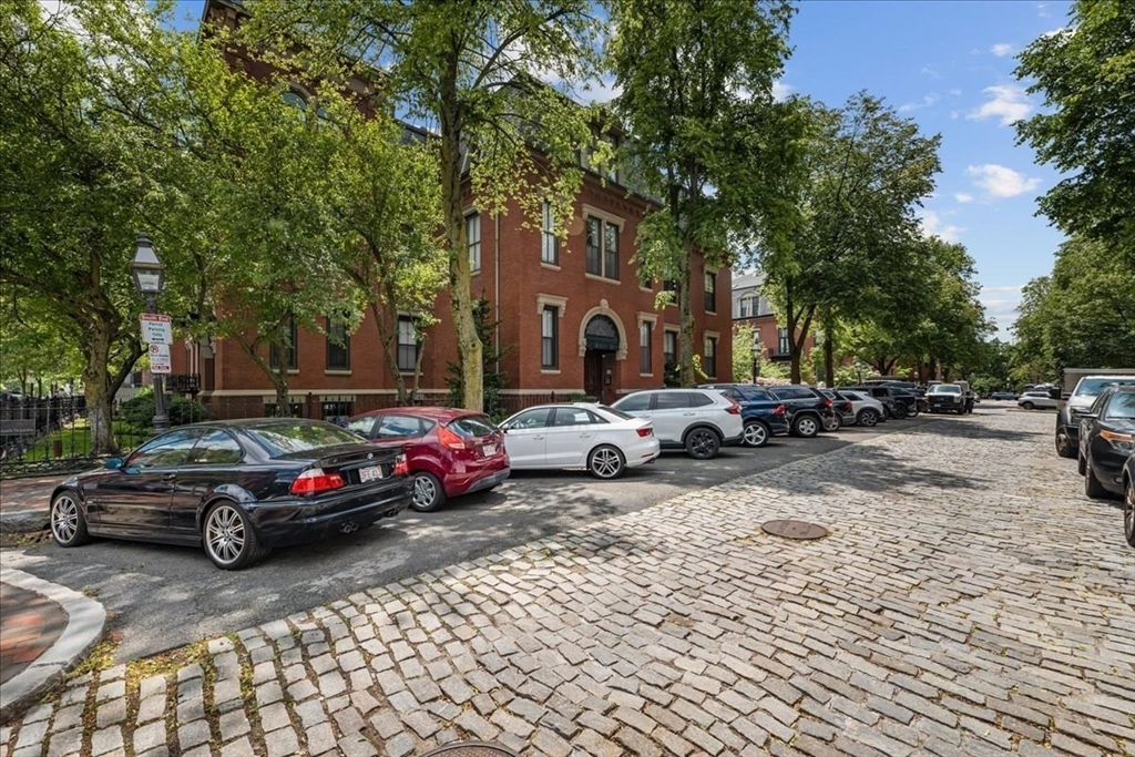 130 Appleton St # 4E