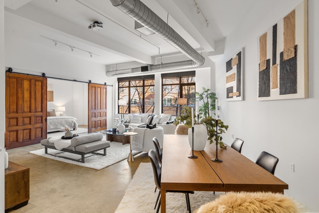 1200 Washington St # 216