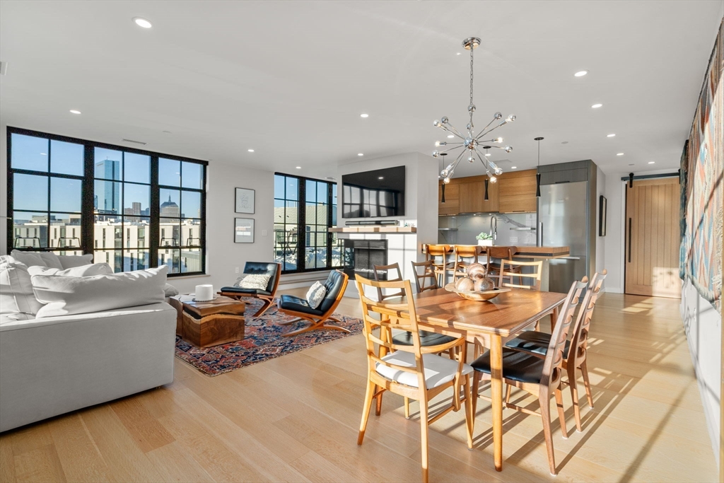 76 Wareham St Unit: PHD