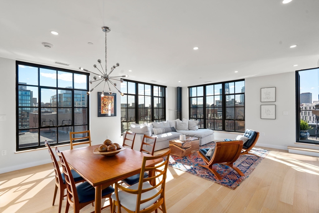 76 Wareham St Unit: PHD