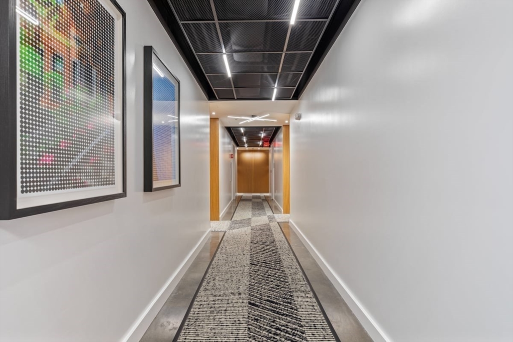 76 Wareham St Unit: PHD