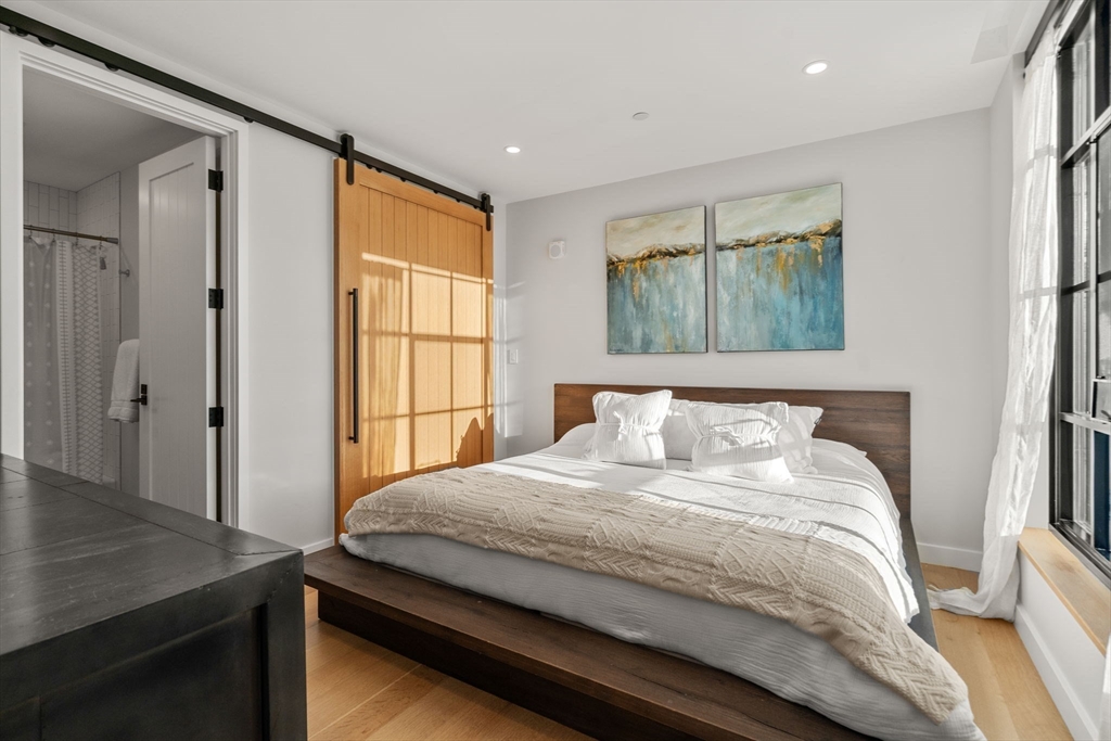 76 Wareham St Unit: PHD