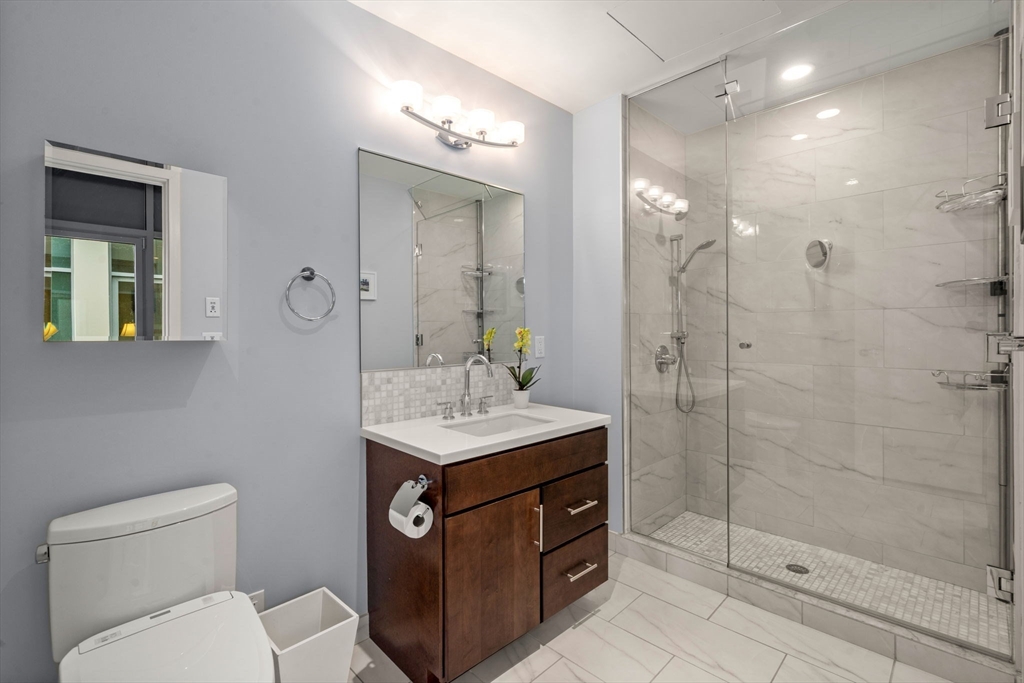 43 Westland Ave # 605