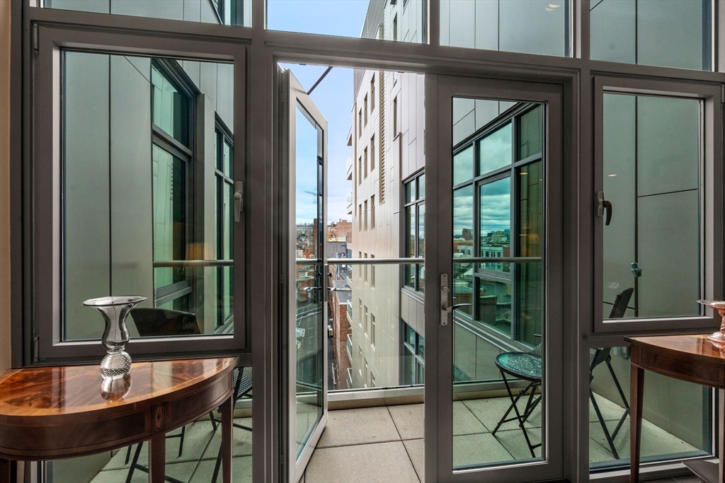 43 Westland Ave # 605