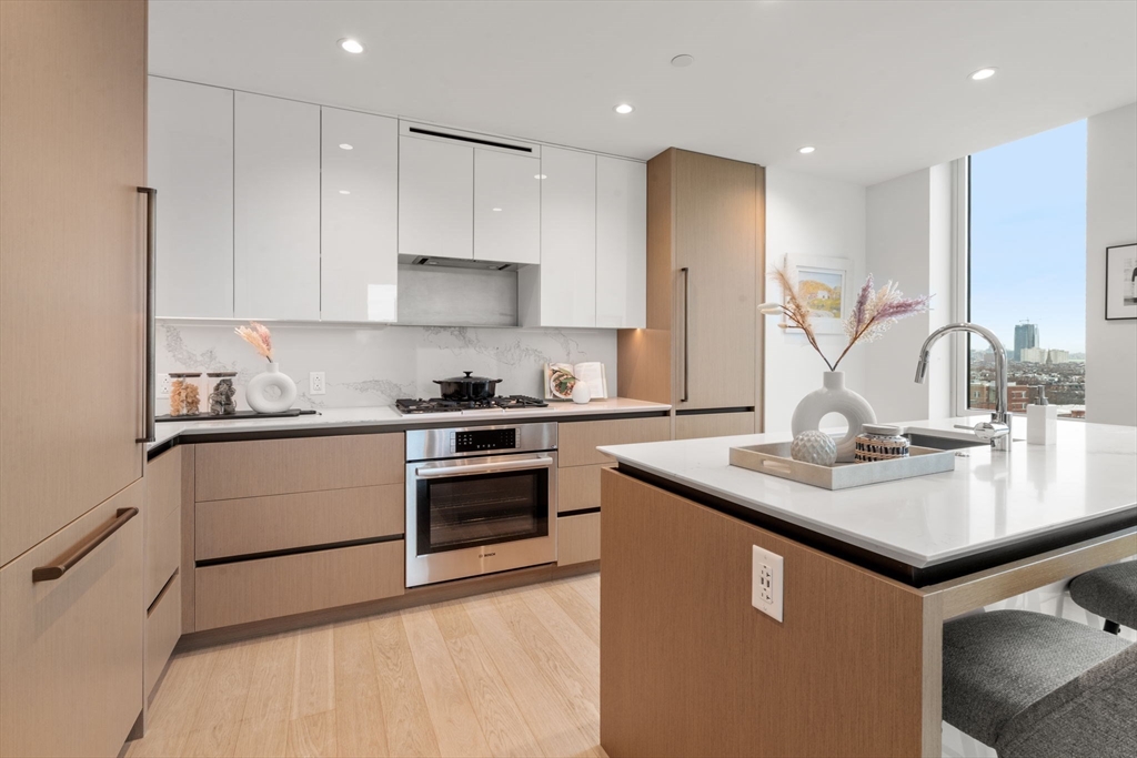 380 Harrison Ave # 1118