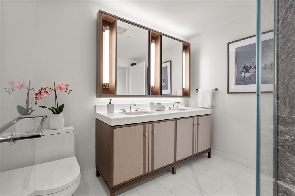 380 Harrison Ave # 1118