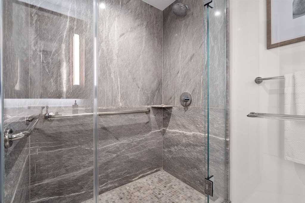 380 Harrison Ave # 1118