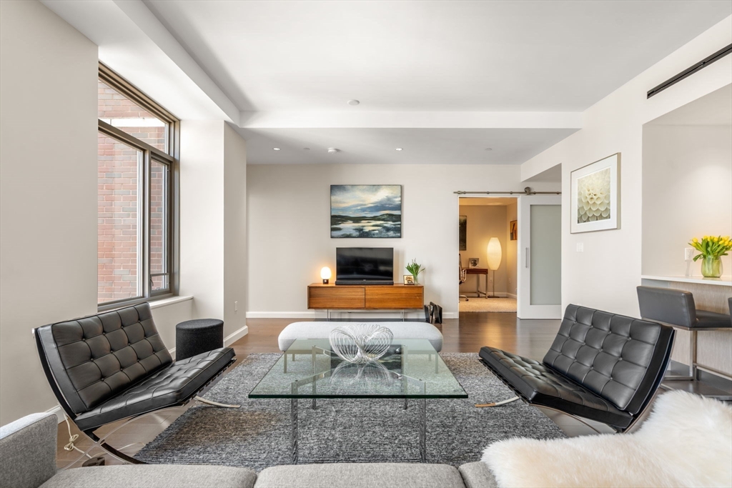 43 Westland Ave # 712