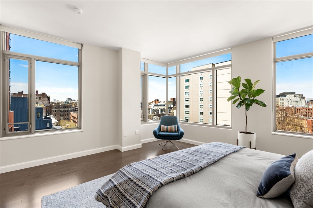 43 Westland Ave # 712