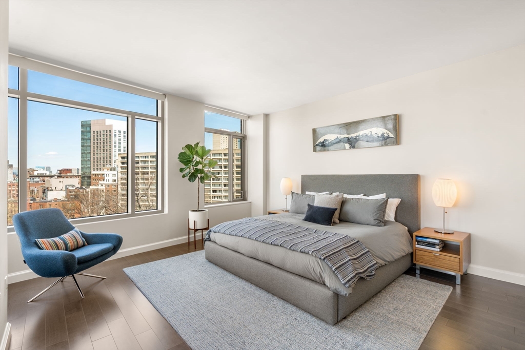 43 Westland Ave # 712