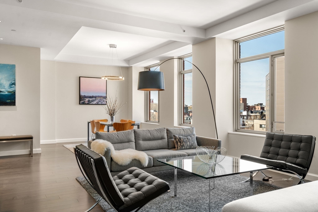 43 Westland Ave # 712