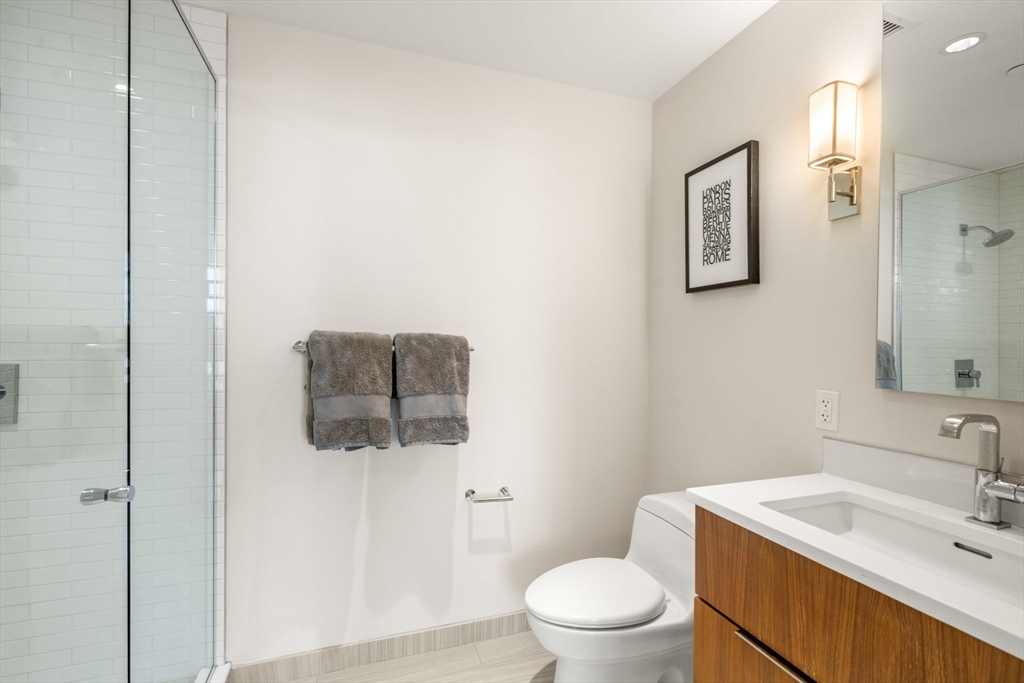 43 Westland Ave # 712