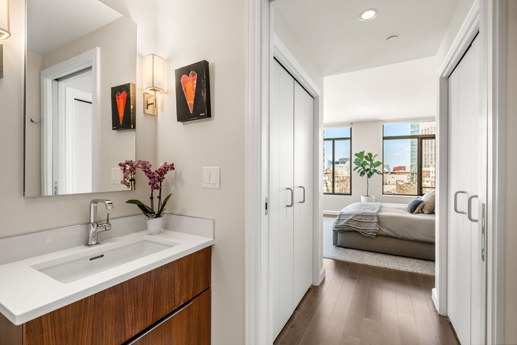 43 Westland Ave # 712