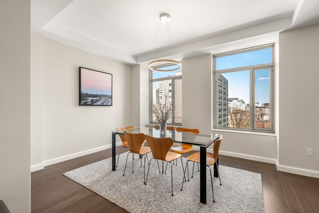 43 Westland Ave # 712