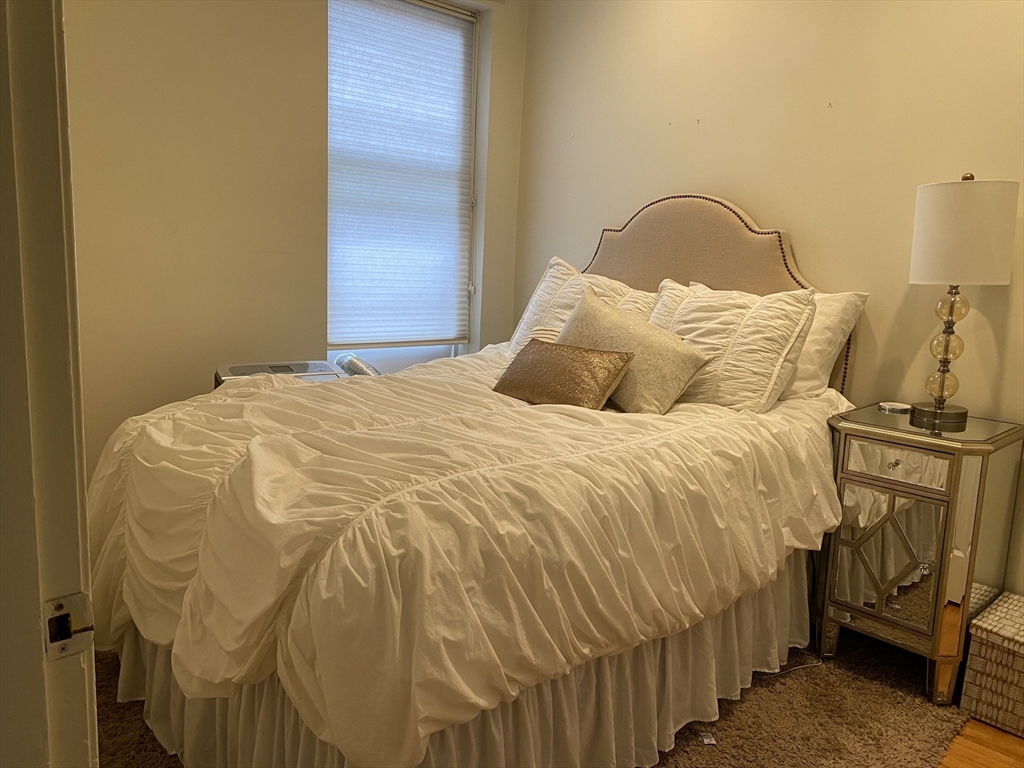 17 Follen St # 2F