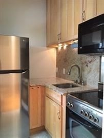 17 Follen St # 2F