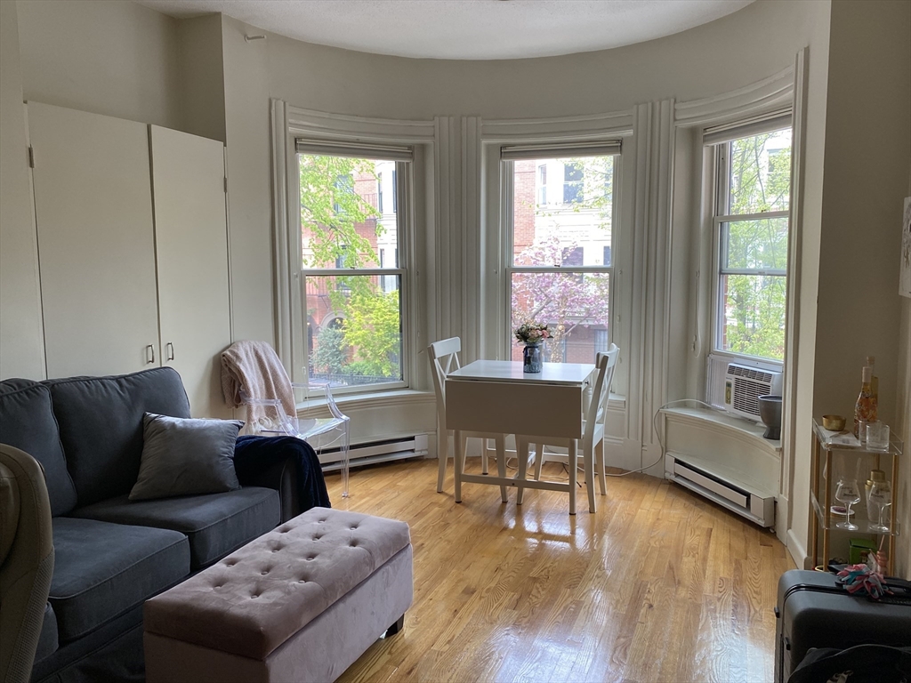17 Follen St # 2F