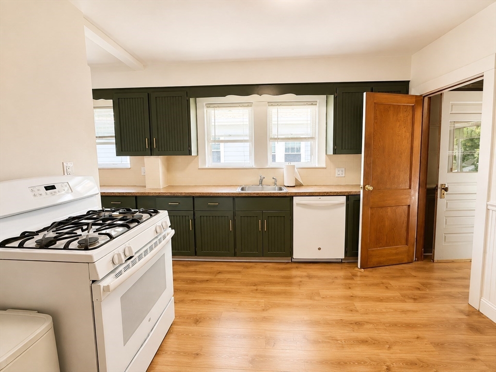 33 Philips Street # 2