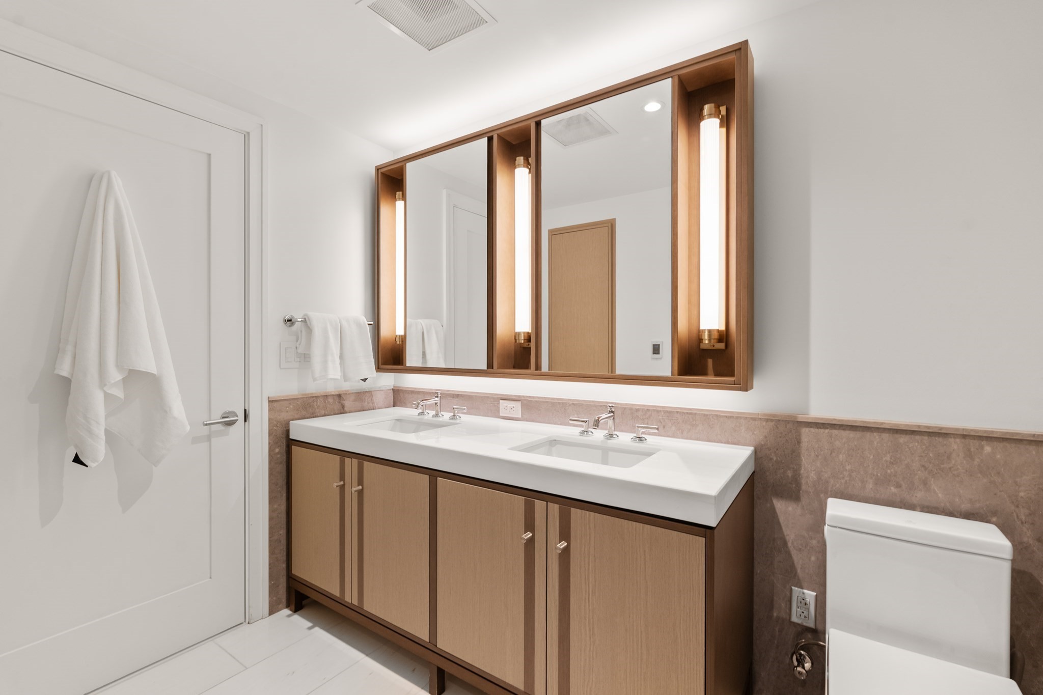 380 Harrison Ave Unit: Penthouse2M