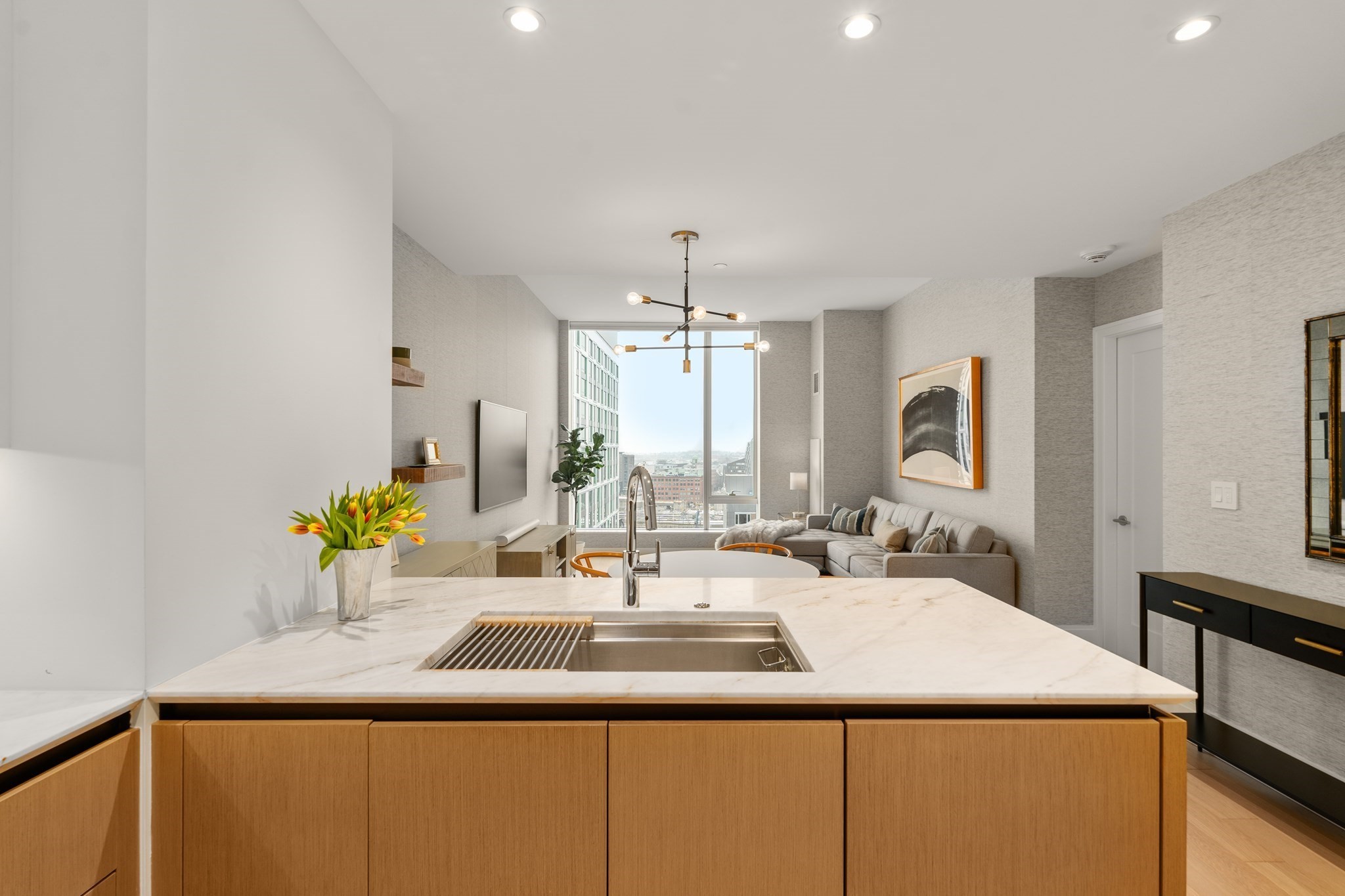 380 Harrison Ave Unit: Penthouse2M