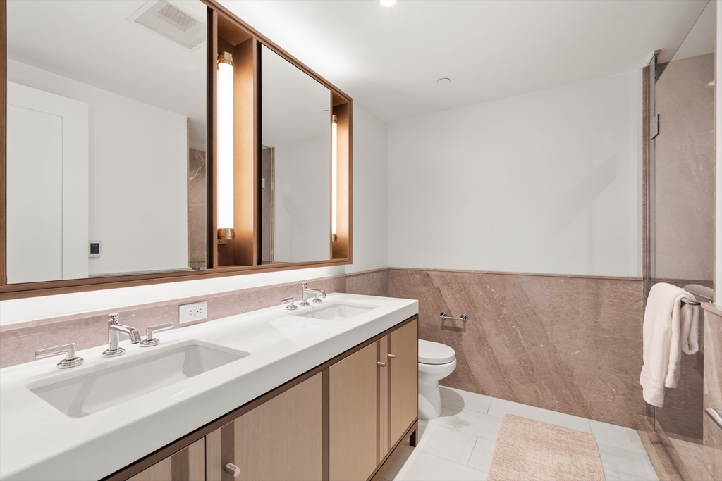 380 Harrison Ave Unit: Penthouse2M