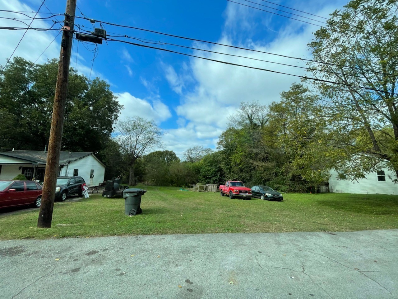 818 Eastland Dr