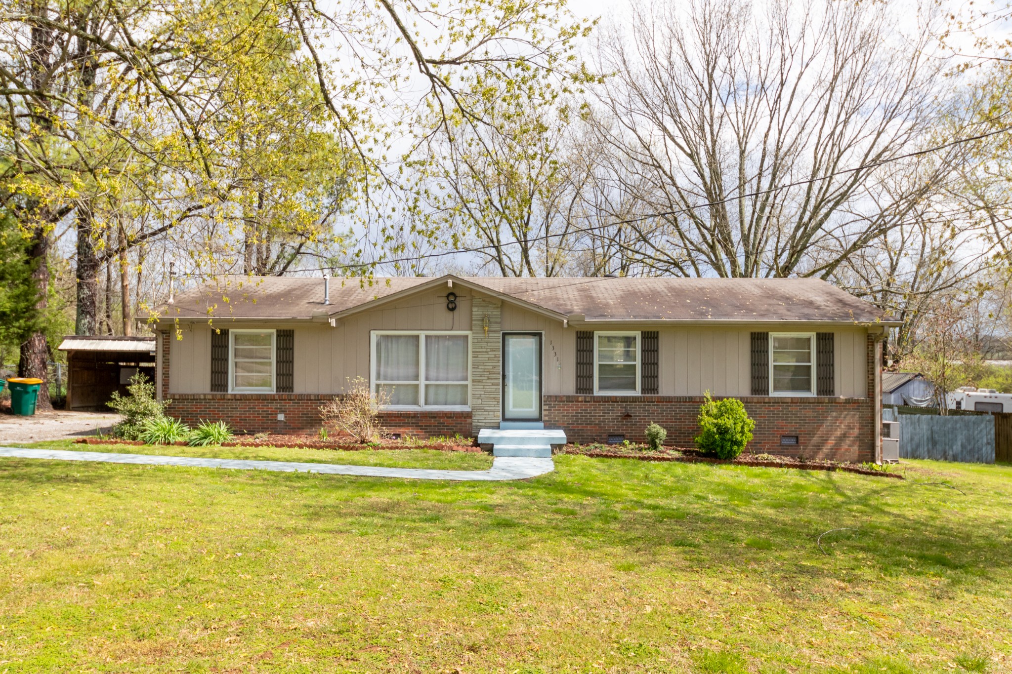 1331 Troy Dr