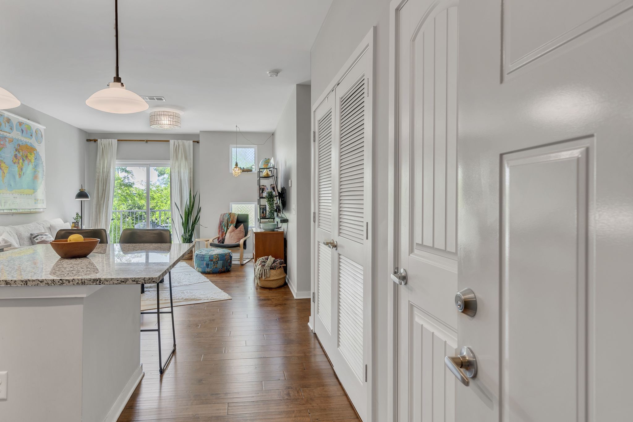 1122 Litton Ave Unit: 207