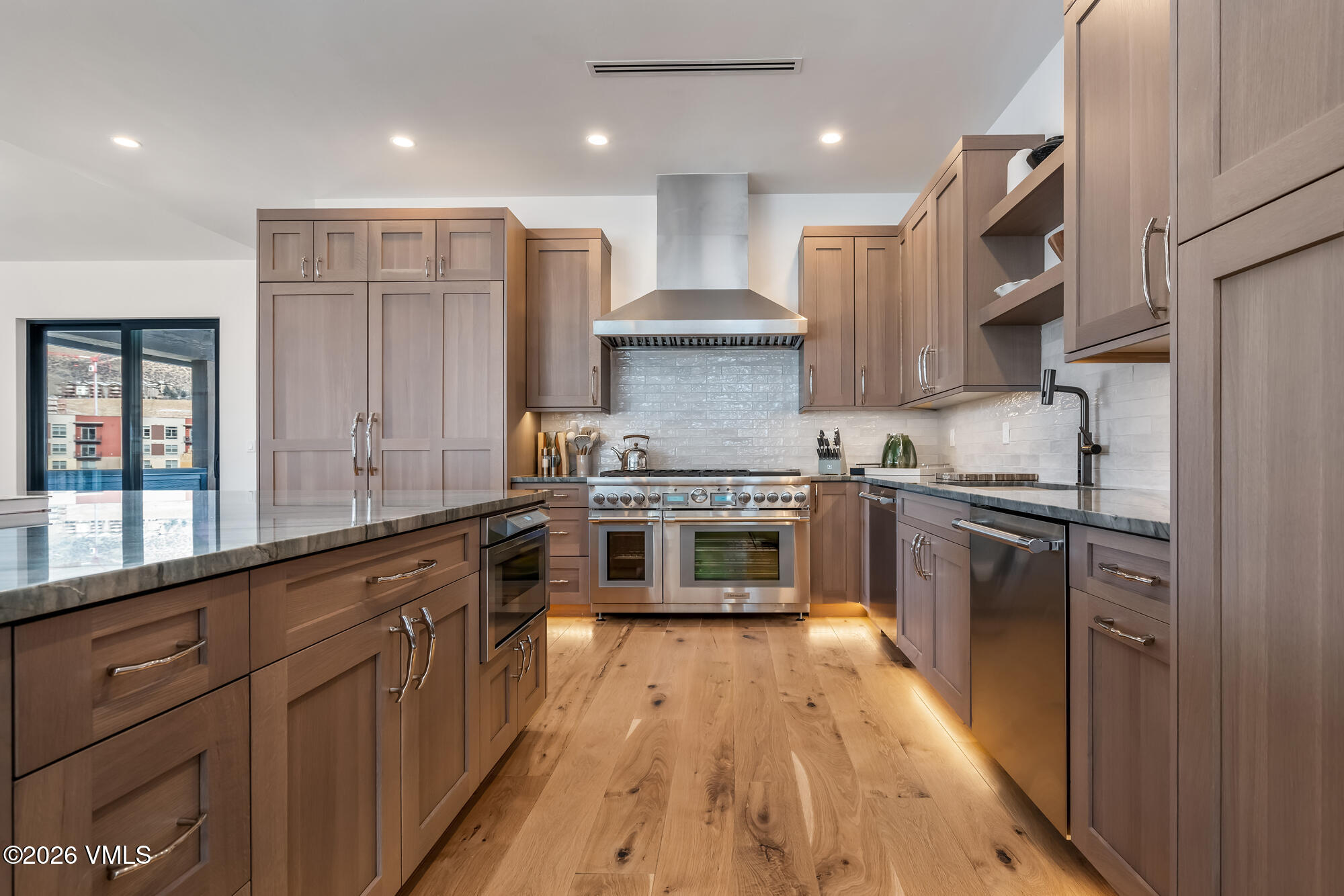 200 Goldfinch Lane, 1C