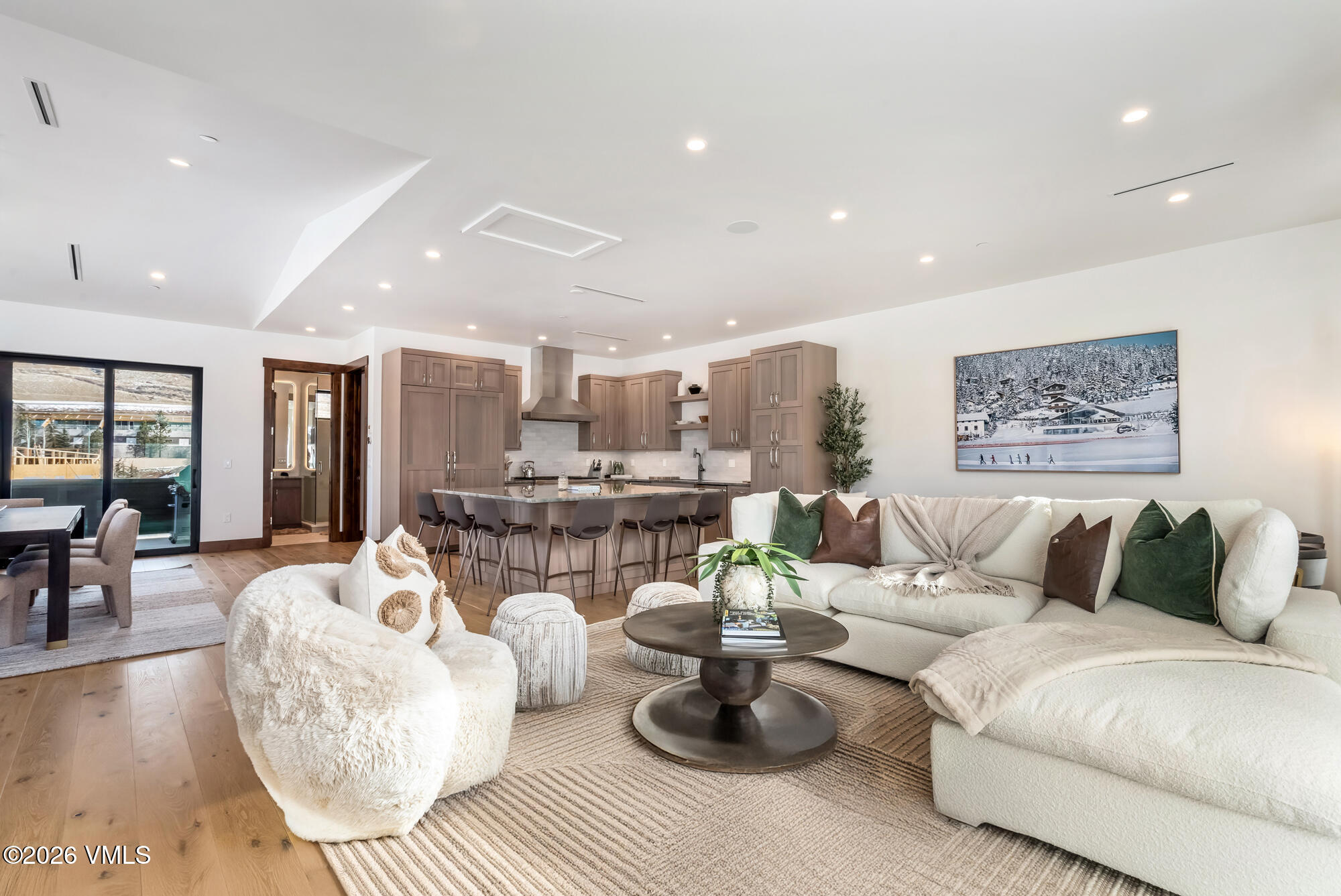 200 Goldfinch Lane, 1C