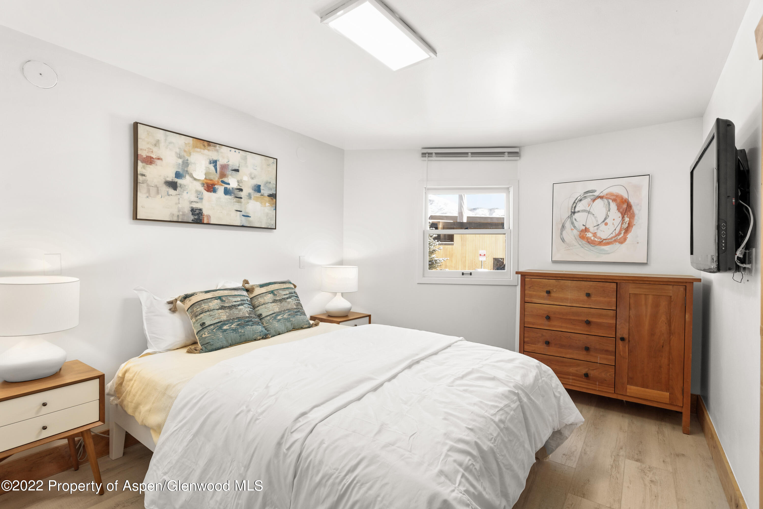 809 S Aspen Street Unit: 2