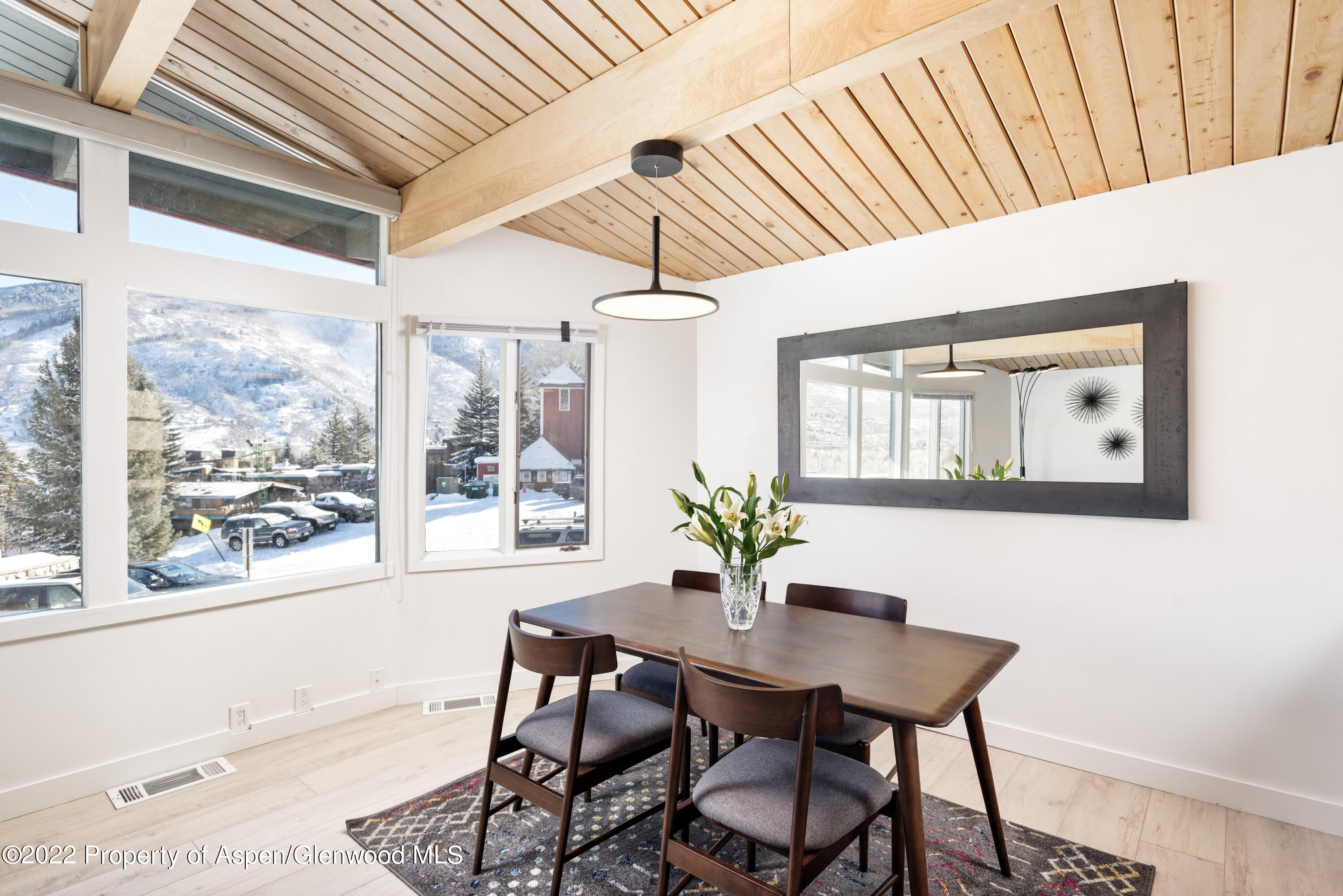 809 S Aspen Street Unit: 2