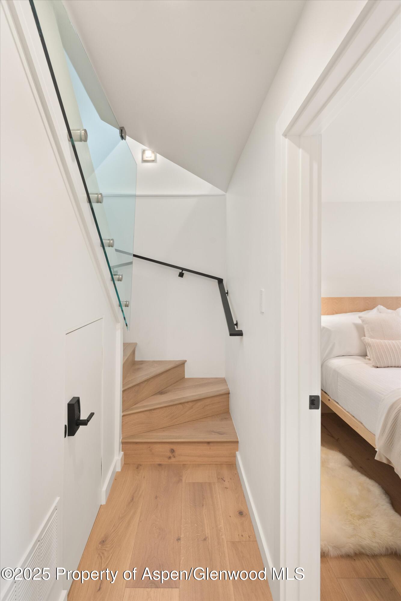 809 S Aspen Street Unit: 2