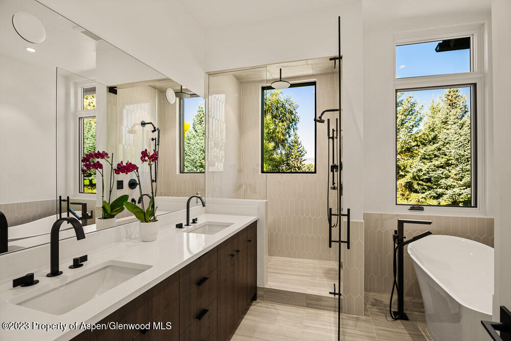 479 Larkspur Drive