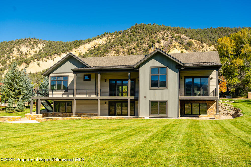 479 Larkspur Drive