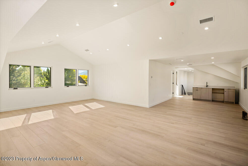479 Larkspur Drive