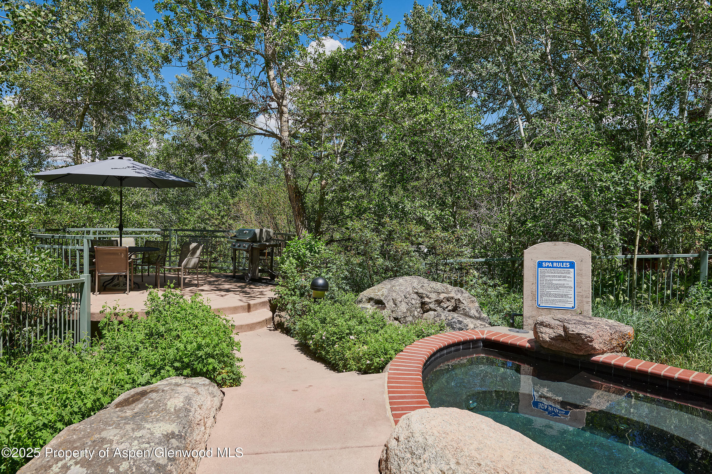 65 Campground Lane, 94